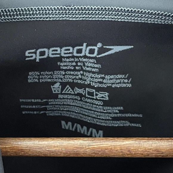 Speedo Mens Rashguard UV Block The Burn Size Medium - Picture 3 of 6